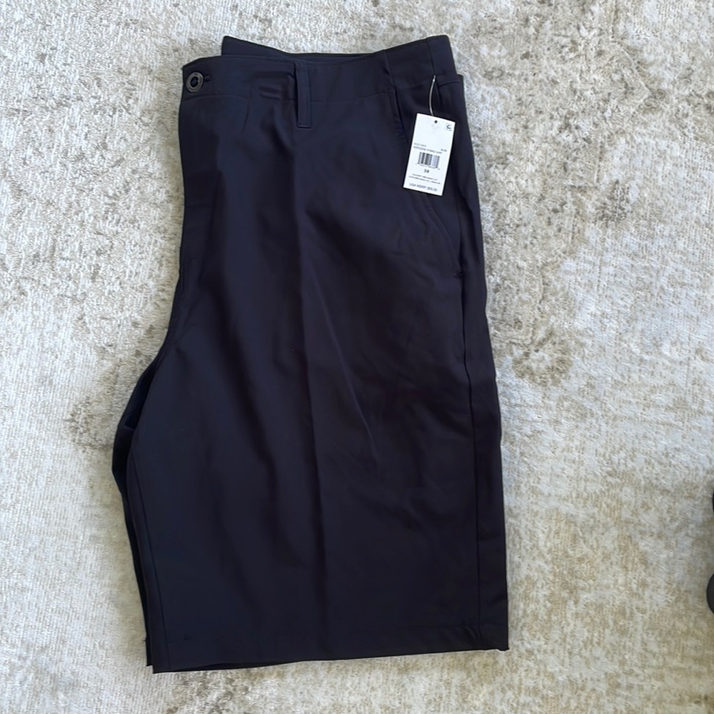 New! Volcom Hybrid Shorts
